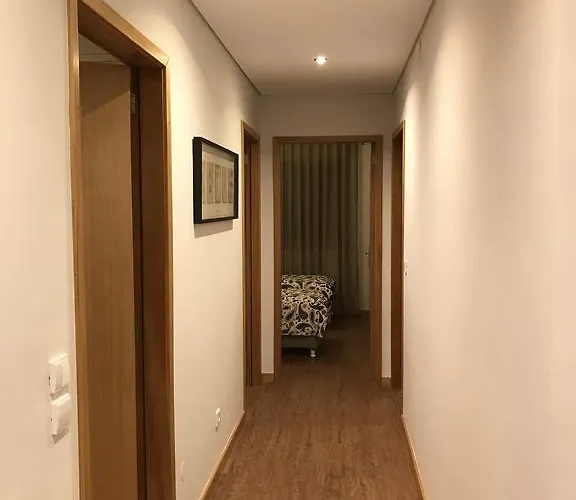 Fonsi House דירה