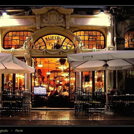 Fonsi House *